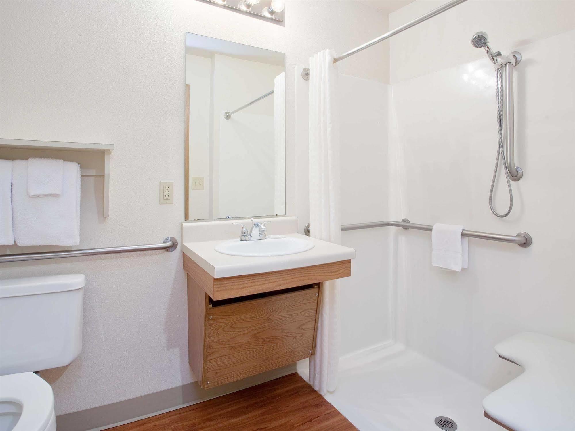 Extended Stay America Select Suites - Cincinnati - Florence - Airport Eksteriør billede